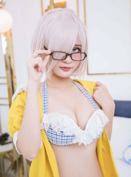 欧美妆适合什么发色_高清在线观看