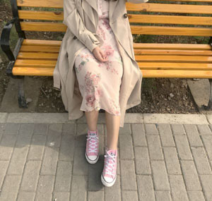 国产爆乳美女娇喘呻吟_在线免费观看电视剧