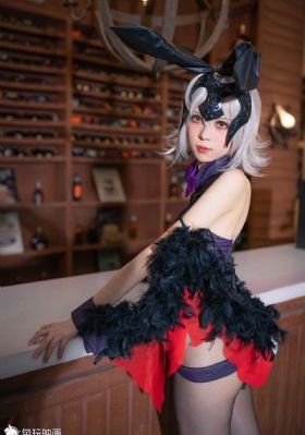 国精产品一二三区美女久久久_BD英语全集免费播放