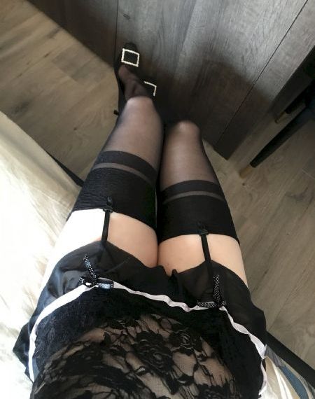 欧美足丝丝袜图片油亮_4K超清免费观看