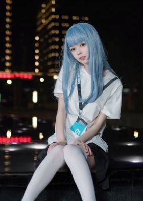 黑白图片女生冷酷欧美_免费高清观看