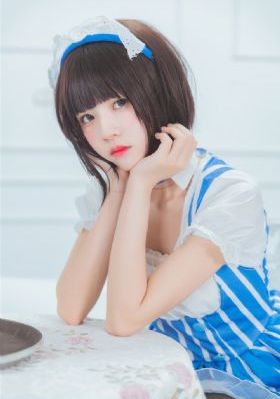 欧美风男qq透明皮肤_超清HD高清在线观看