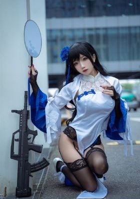 亚洲欧美青青草_高清高清迅雷在线观看