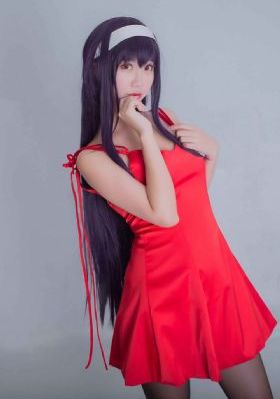 欧美一人一半情侣头像_1080在线视频观看